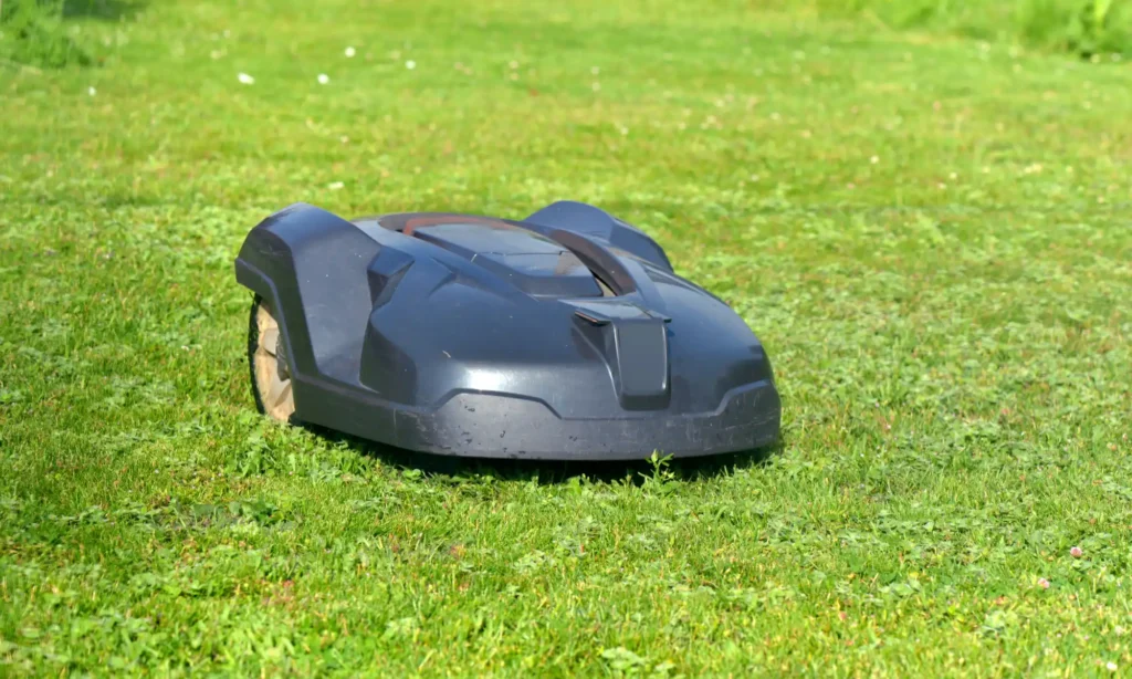 robots tondeuses Stihl et Husqvarna