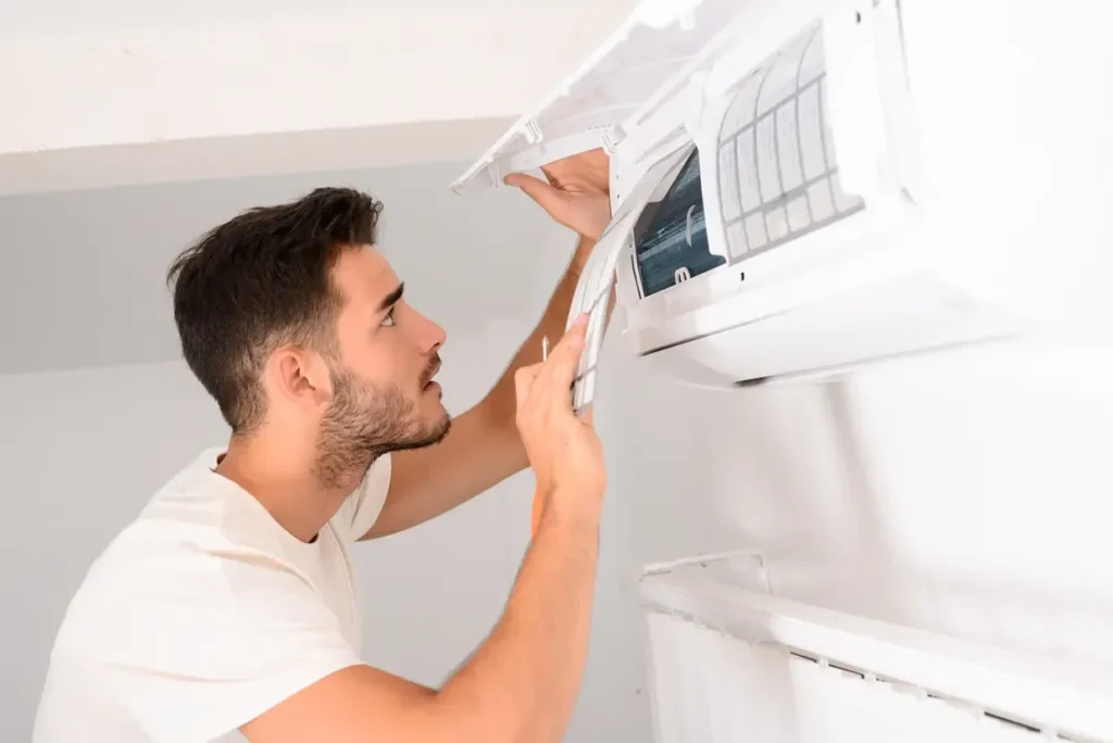 Comment désinfecter une clim pour éliminer les mauvaises odeurs