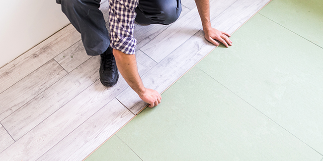 Peut on poser soi même un sol de salle de bain ou faut il un professionnel