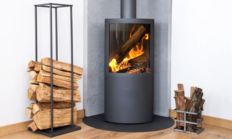 Quel poêle à bois design choisir pour un intérieur moderne