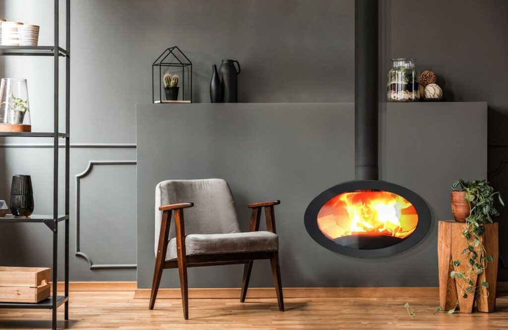 Quelle puissance choisir pour un poêle à bois design adapté à votre espace