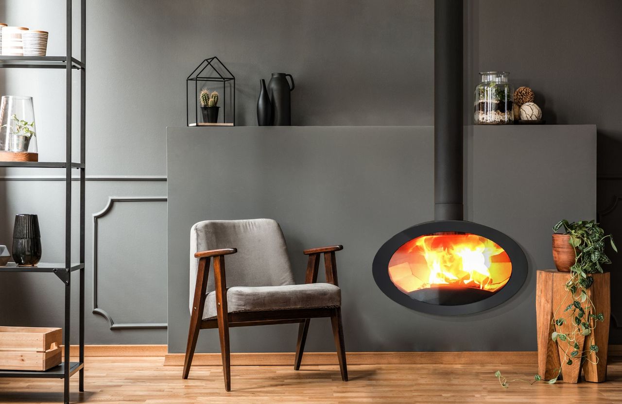 Poêle à bois design : modèles, styles, prix et conseils