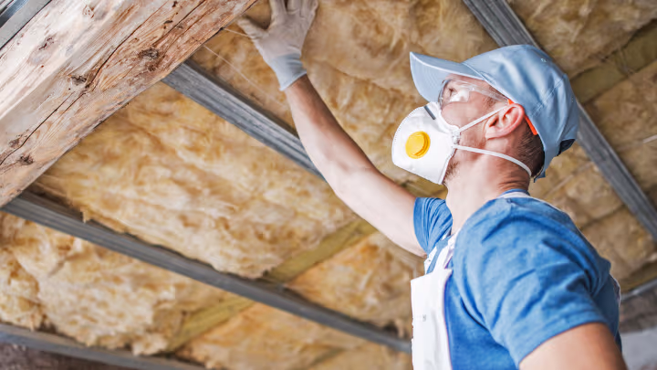 Ajouter un isolant sous le plafond